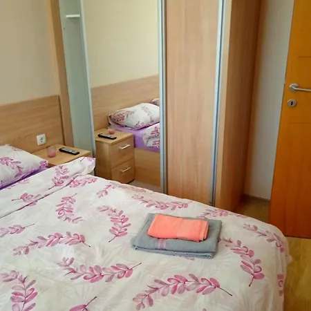 Gondola 121 * زلاتيبور